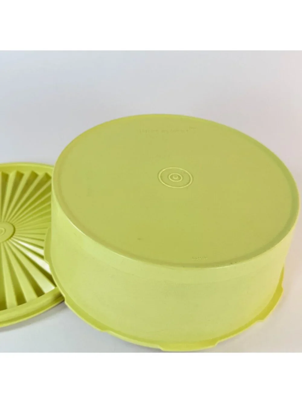 Vintage Tupperware Sunburst Servalier Canister 1204-5 Yellow Lid Storage